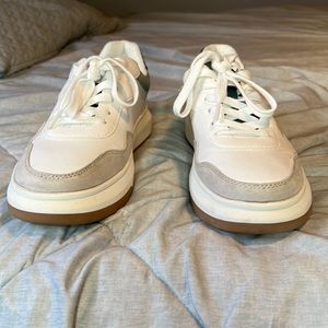 Universal Thread